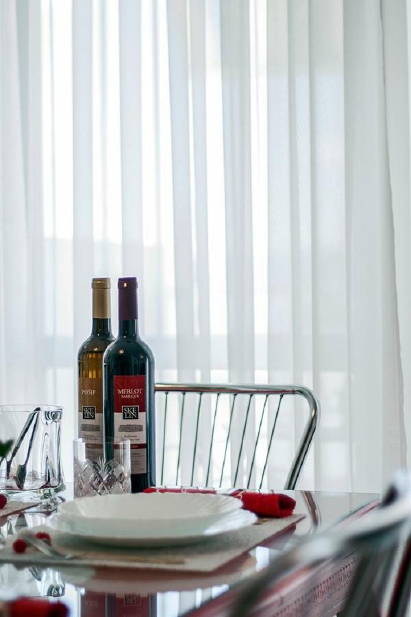 Apartment Milana - Cozy Stay With Free Parking Split Exterior photo